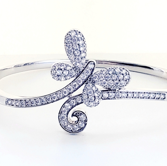 Silver Pave Rhinestone Butterfly Encrusted Clamper Bracelet Dainty & Elegant - Picture 2 of 7